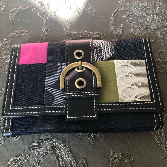 Wallet - Picture 1 of 6